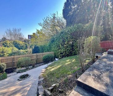 4 bedroom detached house to rent - Photo 4