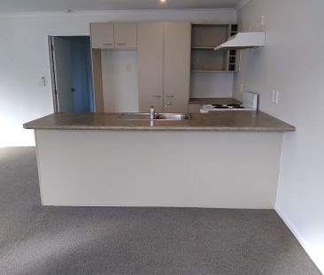 Pet friendly 3 Bedroom 1 Bathroom in Manurewa - Photo 4