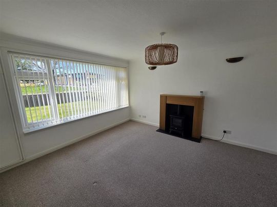 3 bedroom link detached house to rent - Photo 1