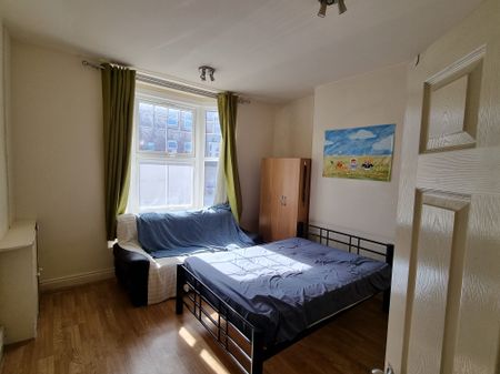 Flat, 531 Bristol Road - Photo 3