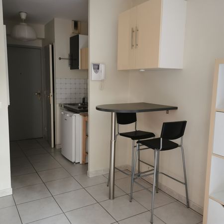 Location Appartement 1 pièce 23m² AIX EN PROVENCE 13100 - Photo 4