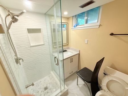 For Lease - 38 Cedarcroft Boulevard, Toronto, Ontario - Photo 2