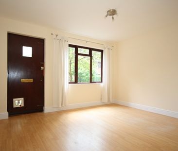 Oriental Road, Woking - Photo 5