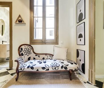 Carrer de les Heures, Barcelona, Catalonia 08002 - Photo 1