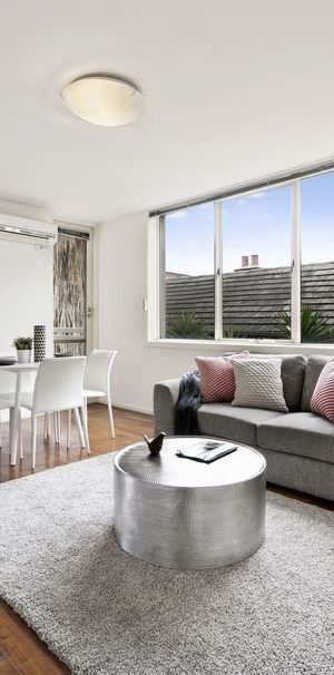 Location location! - Photo 1