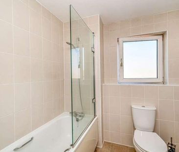 The Warren, Aylesbury, HP18 - Photo 5