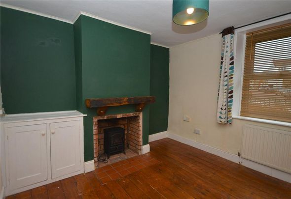 2 bedroom terraced house to rent - Photo 1