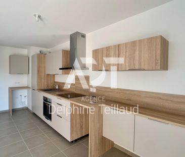 Appartement T3 à FONTAINE - Photo 2