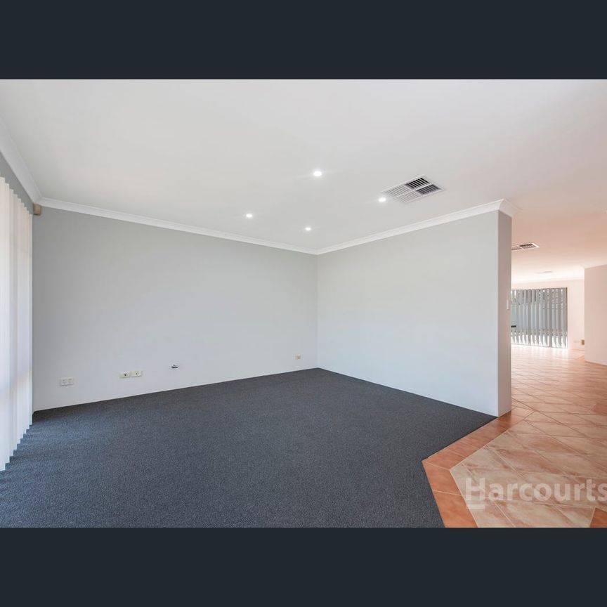 27 Oakover Turn, Greenfields, WA 6210 - Photo 1