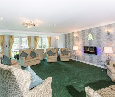 1 bedroom retirement property to rent - Photo 2