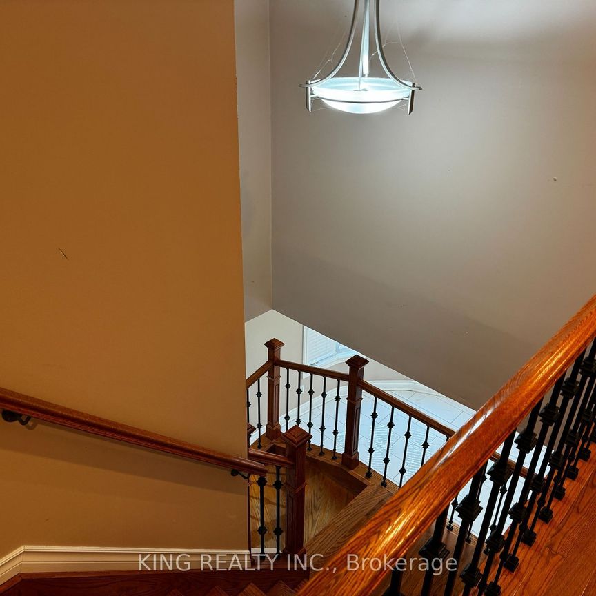 For Lease - 967 Beechwood Avenue, Mississauga, Ontario - Photo 1