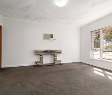 Comfortable Living in Westminster - Photo 1