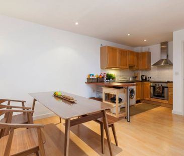 2 Bed Flat, Courtenay House, SW2 - Photo 6
