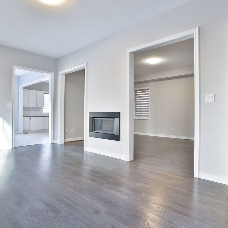 For Lease - 30 Leary Crescent, Richmond Hill, Ontario - Photo 1