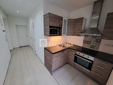 Pronájem bytu 1+kk 39 m² - Photo 2