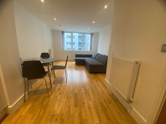 1 Bed Flat, Beacon Point, SE10 - Photo 1