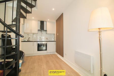 2 bedroom flat to rent - Photo 4