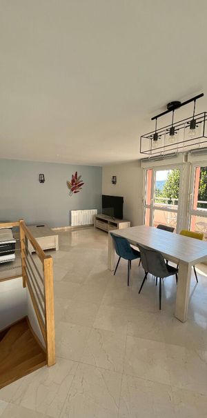 Location Appartement 4 pièces 83m² - Photo 1