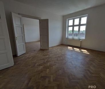 Pronájem bytu 3+1 120 m2 - Fotografie 3