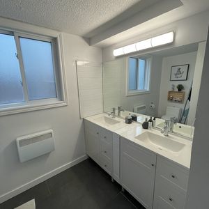 5 1/2 à Louer Près De Tout! - Photo 2