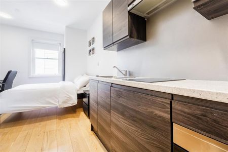 Studio to rent - Photo 3