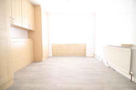 Cromwell Road, Hayes - Photo 2