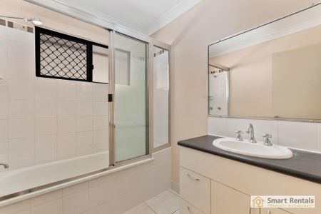 29 Lawrence Street, Kelso QLD 4815 - House For Rent | Domain - Photo 5