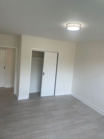 For Lease - 33 Erskine Avenue Unit# 103, Toronto, Ontario - Photo 5