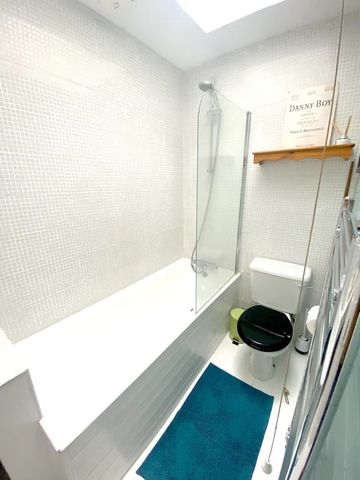 East Wall Road, Dublin - Photo 2