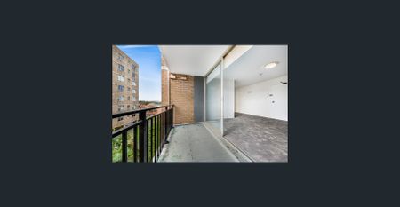 Naturally Lit Park Side Apartment - Photo 5