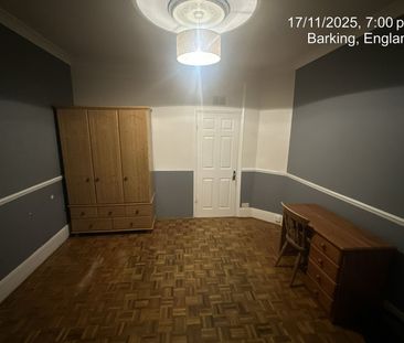 5 Bed Terraced House, Park Avenue, IG11 - Photo 5