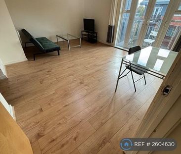 2 bedroom flat to rent - Photo 4