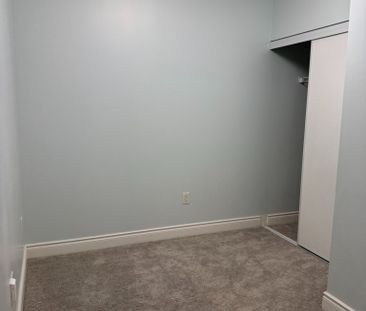 For Lease - 80 Cumberland Street Unit# 1705, Toronto, Ontario - Photo 3