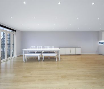 3 bedroom apartment to rent - Photo 6