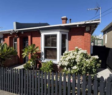 2 Bedroom Villa, Newtown - Photo 2