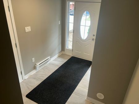 For Lease - 21 SUITOR Court, Milton, Ontario - Photo 4