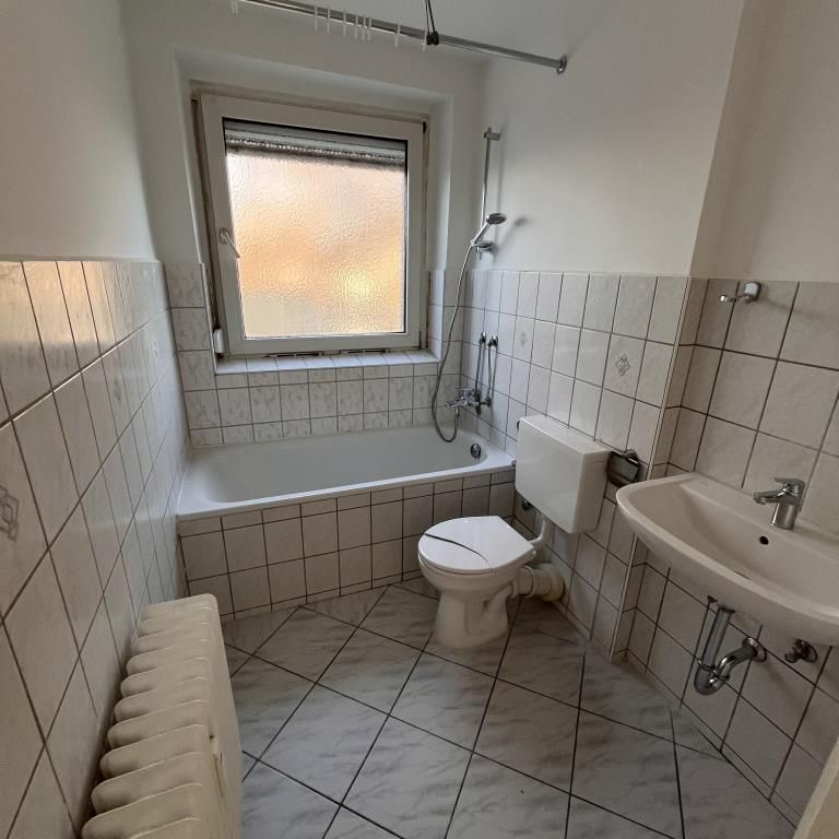 Renovierte 3-Zimmer-Wohnung in Castrop-Rauxel Schwerin - Foto 1