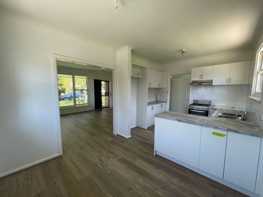 ***Property on Hold*** - Beautifully Renovated 3-Bedroom Home in a Quiet Location - Photo 1