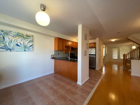 For Lease - 753 Bur Oak Avenue, Markham, Ontario - Photo 2