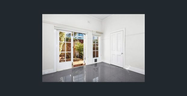 RENOVATED EXECUTIVE HOME - Photo 1