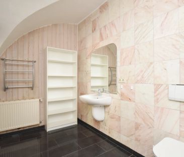 MÄRCHENHAFTE Wohnung im SCHLOSS inklusive Nutzung des SCHLOSSGARTEN... - Photo 4