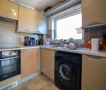 Meadow Way, Caversham, Reading, Berkshire, RG4 - Photo 1