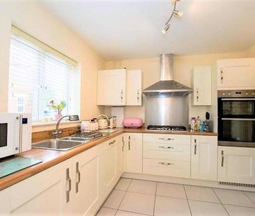 5 bedroom detached house to rent - Photo 6