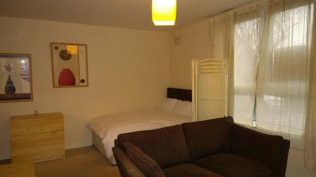 1 bedroom flat to rent - Photo 4