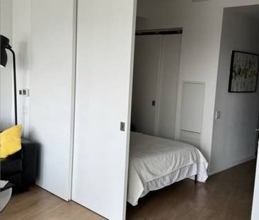 Beautiful one bedroom - Photo 3