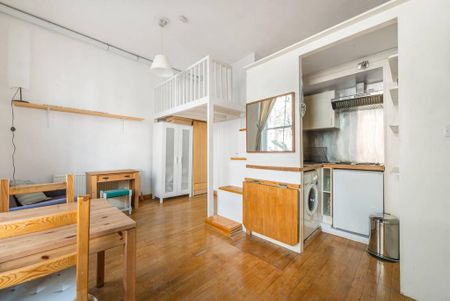 Studio to rent - Photo 2