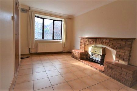 3 bedroom detached house to rent - Photo 3