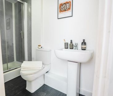 3 bedroom flat share to rent - Photo 3