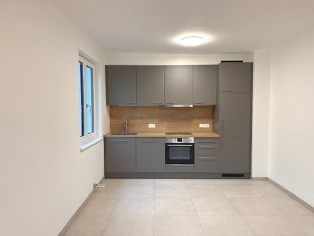 ERSTBEZUG - KOMPLETT RENOVIERTE MIETWOHNUNG MIT PARKPLATZ UND GEMEINSCHAFTSGARTEN IN GFÖHL - Photo 4