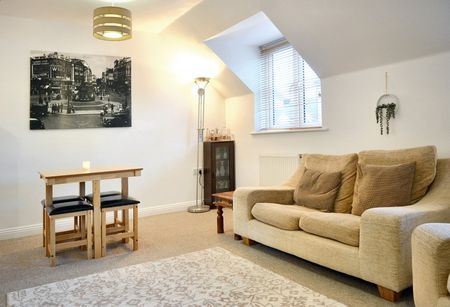 £1,150 PCM - Photo 5